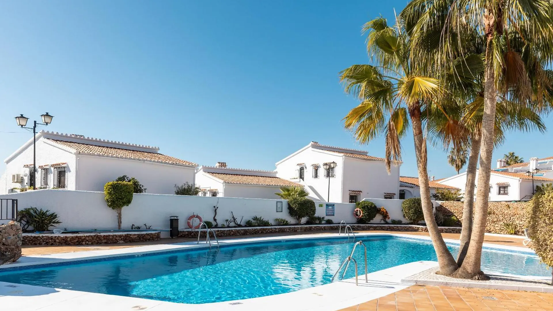 Sea View Apt Capistrano Village Nerja Spagna